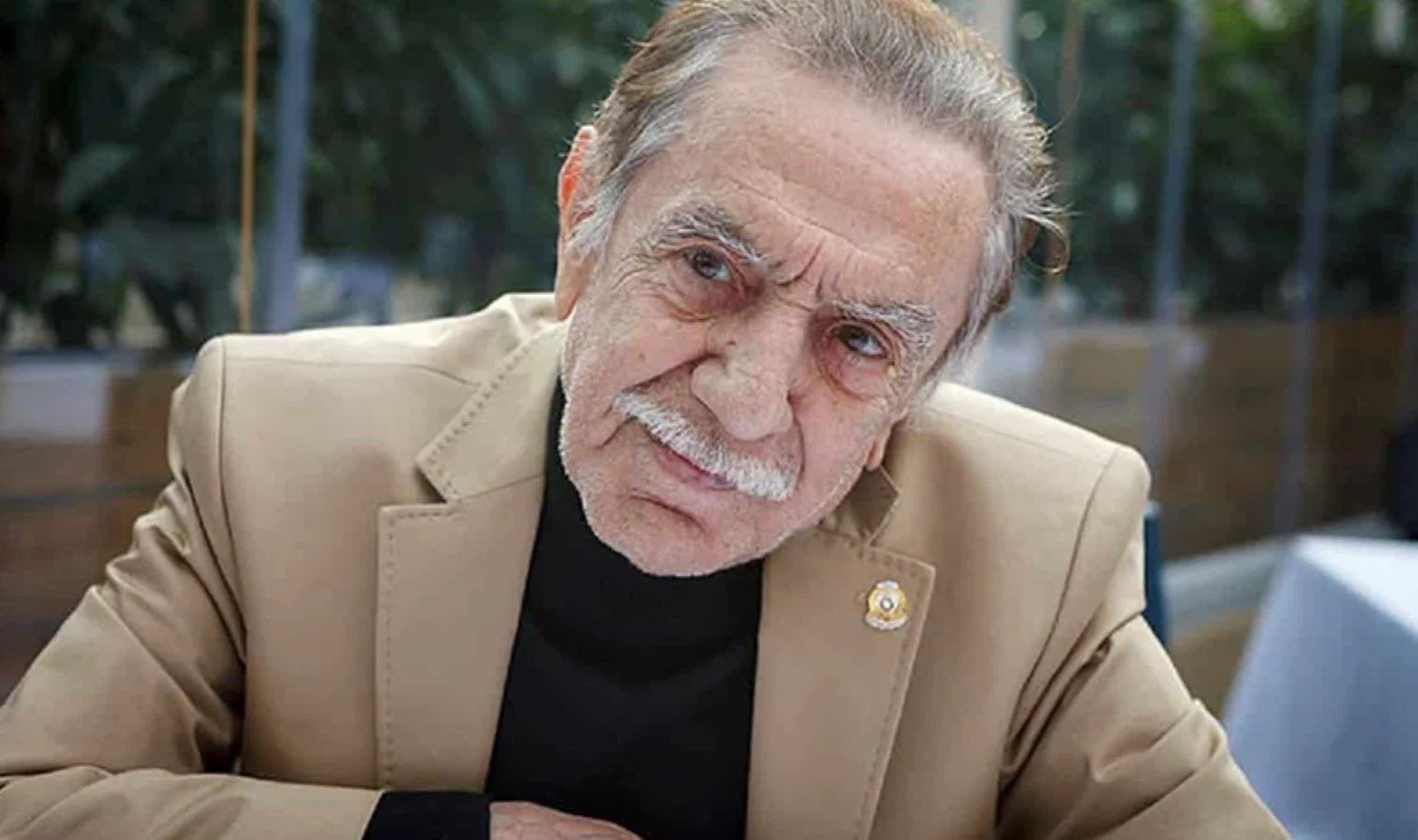 Aydemir Akbaş Hayatını Kaybetti: Türk Tiyatrosunun Usta İsimlerinden Biri Ünlü