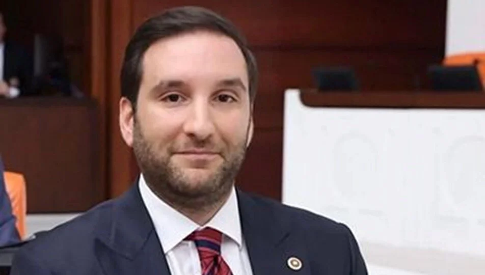 Bilal Bilici’nin Siyasi Yolculuğu: İYİ Parti’den CHP’ye Geçiş Son dönemde