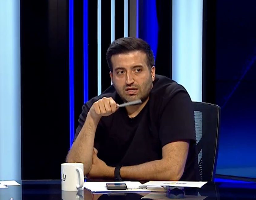 Ertan Süzgün, Galatasaray Transfer Gündemini Değerlendirdi Spor yorumcusu Ertan Süzgün,
