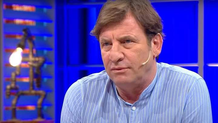 Kaya Çilingiroğlu’nun Özel Hayatı Gündemde Ünlü futbol yorumcusu Kaya Çilingiroğlu,