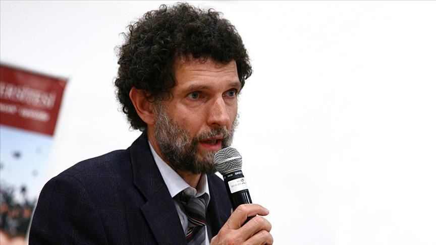 Osman Kavala: Türkiye’nin Tartışmalı Figürü Osman Kavala, 1957 yılında Paris’te