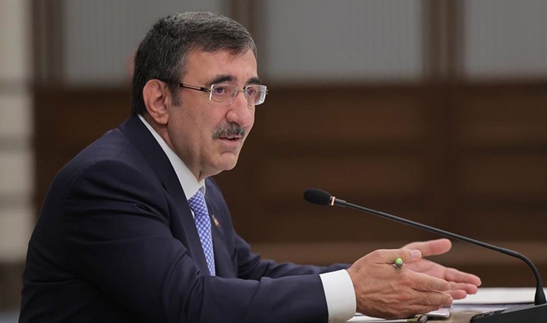 Cumhurbaşkanı Yardımcısı Cevdet Yılmaz ve Ailesi Merak Konusu Oldu Cumhurbaşkanı