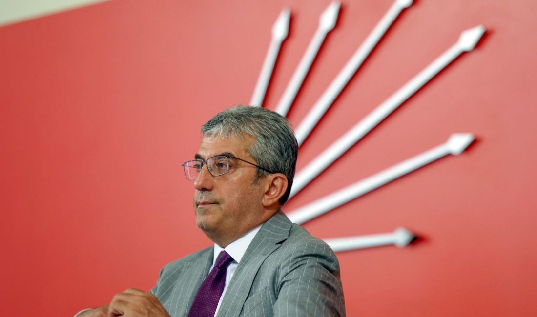 Gökhan Günaydın Merak Konusu Oldu: CHP’li Siyasetçinin Hayatı ve Kariyeri