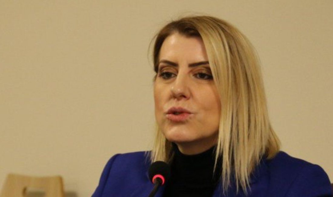 Sevda Türküsev’in Hayatı ve Kariyeri Gündemde Türk gazeteci, iletişim uzmanı,