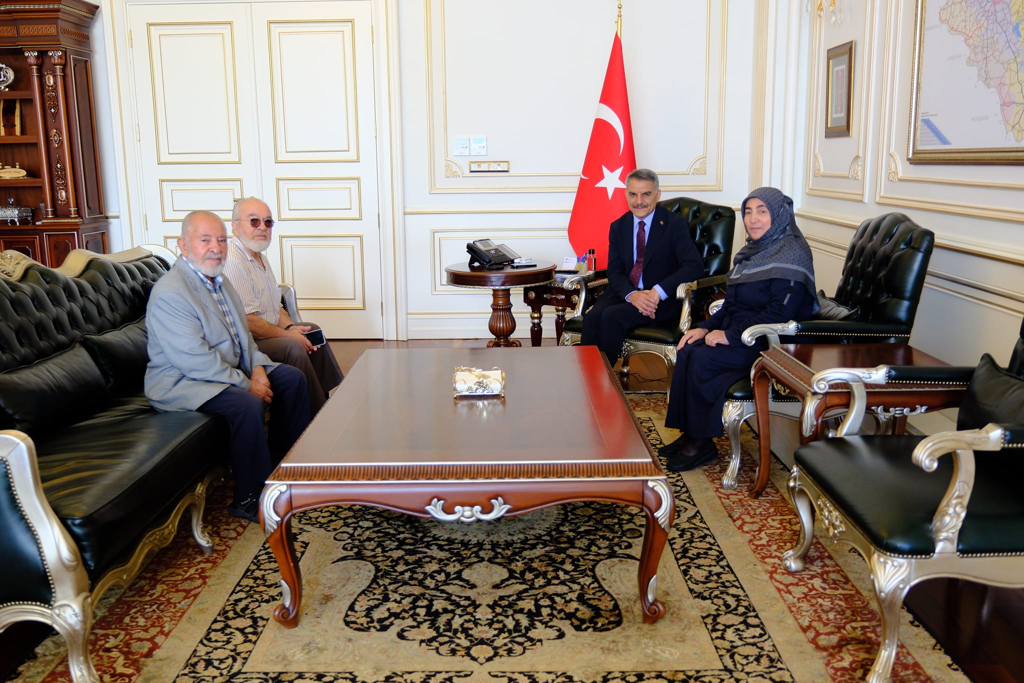 Vali Özkan’dan Anlamlı Ziyaret: Şehit Ailesine Destek Geçtiğimiz günlerde, Vali