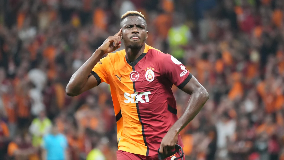 Galatasaraydan Osimhen icin rekor teklif Iste Napolinin verdigi cevap